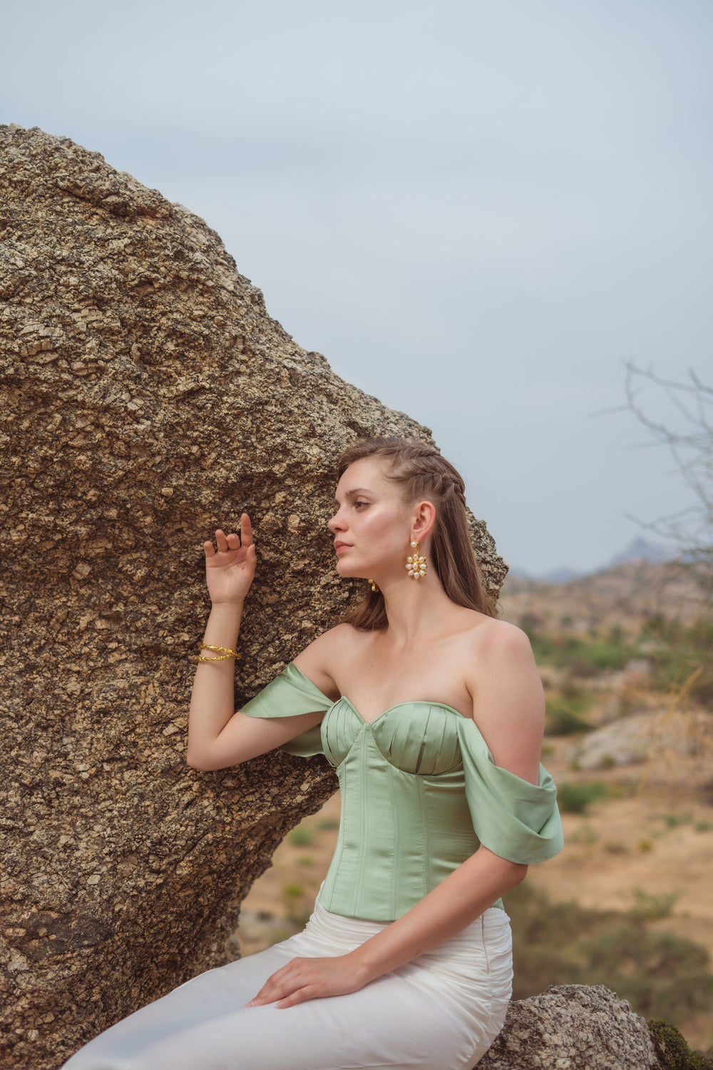 Sage Ice: Off-shoulder pleated corset