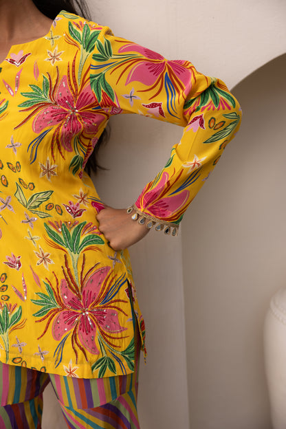 Electra Embroidered Kurta & Pant Set (Mango)