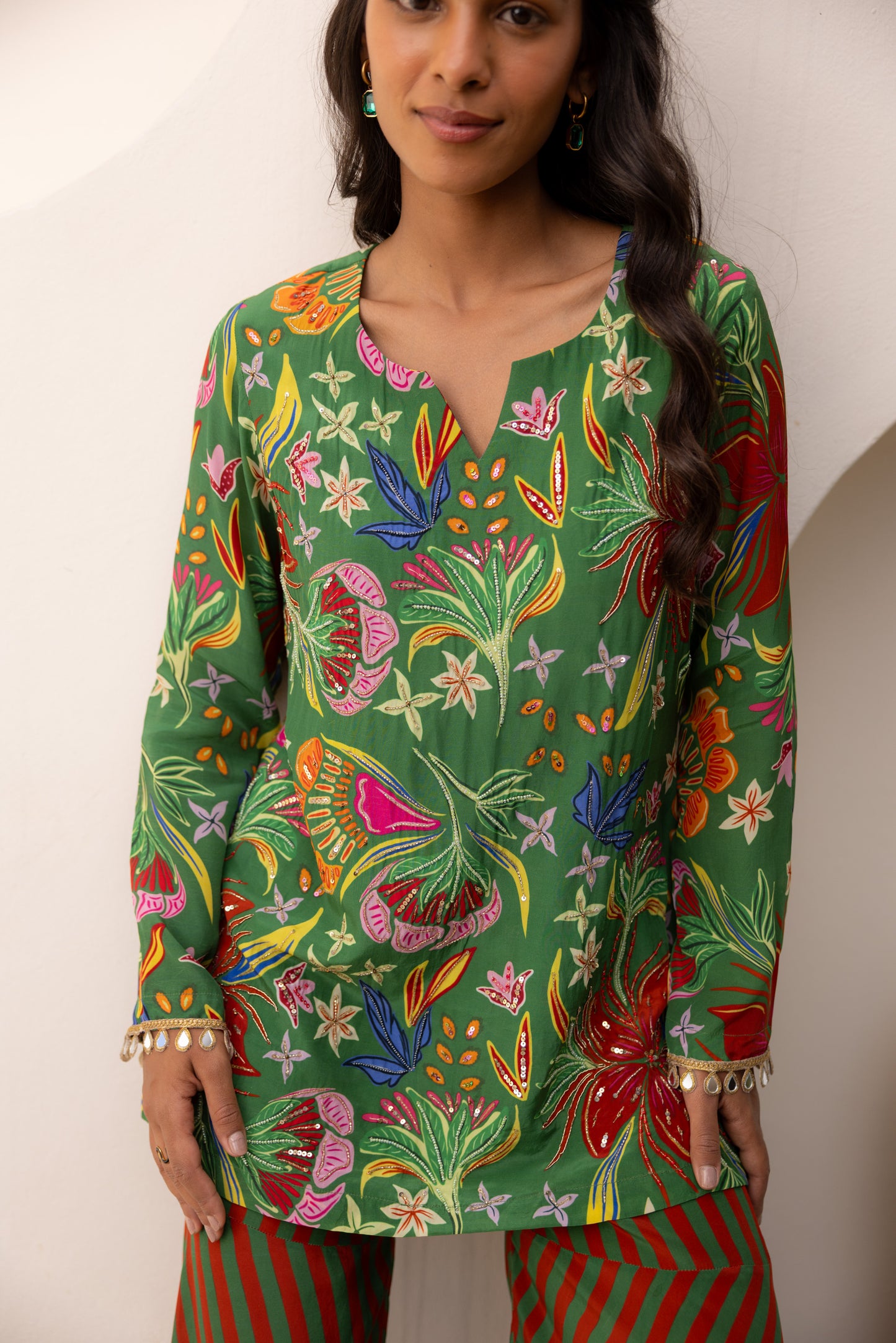 Electra Embroidered Kurta & Pant Set (Green)