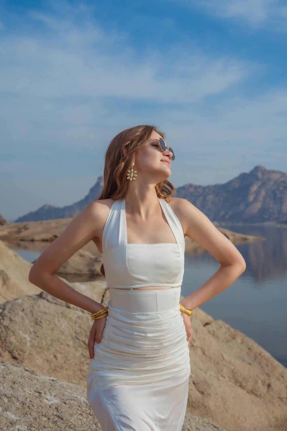 Lily-white halter neck Top